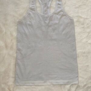 lululemon white swiftly tank size M/L